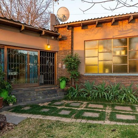 Aberfeldy Bed & Breakfast Midrand Exteriör bild